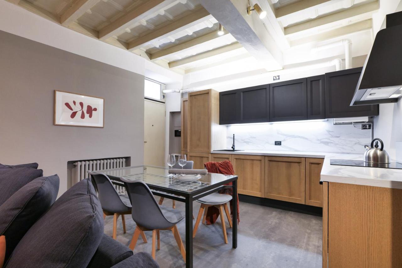 Contempora Apartments - Ampio Monolocale Medici 7 Milano Esterno foto